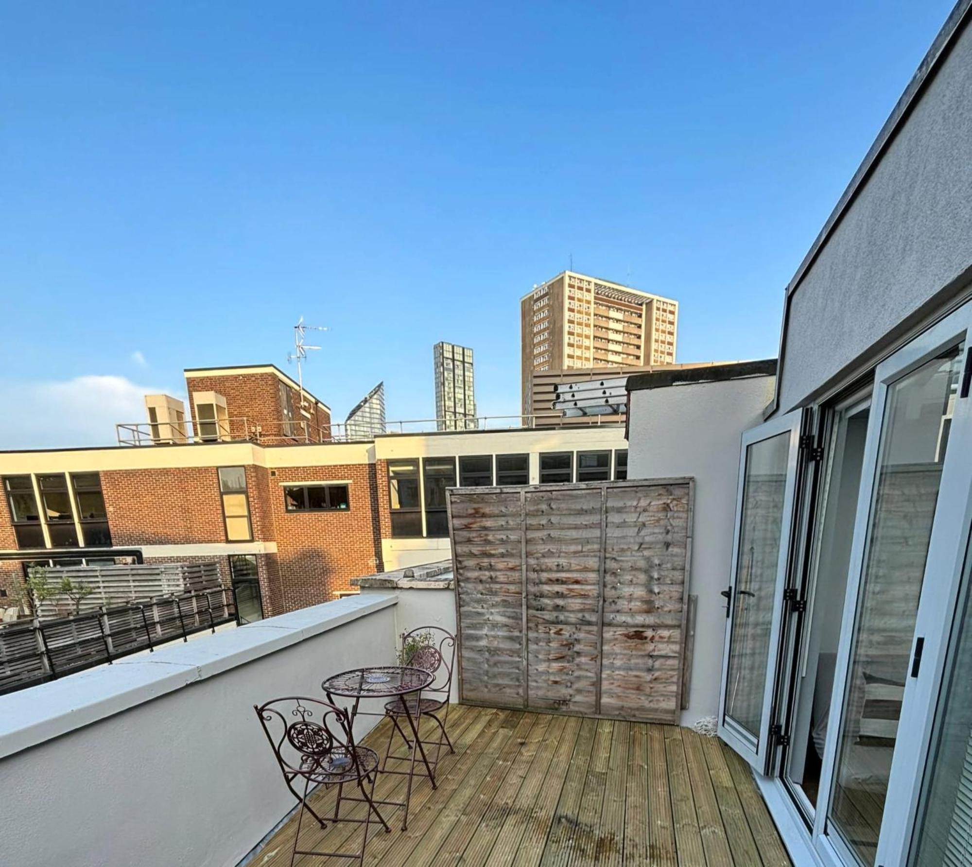 Top Floor Delightful Flat Londres Exterior foto