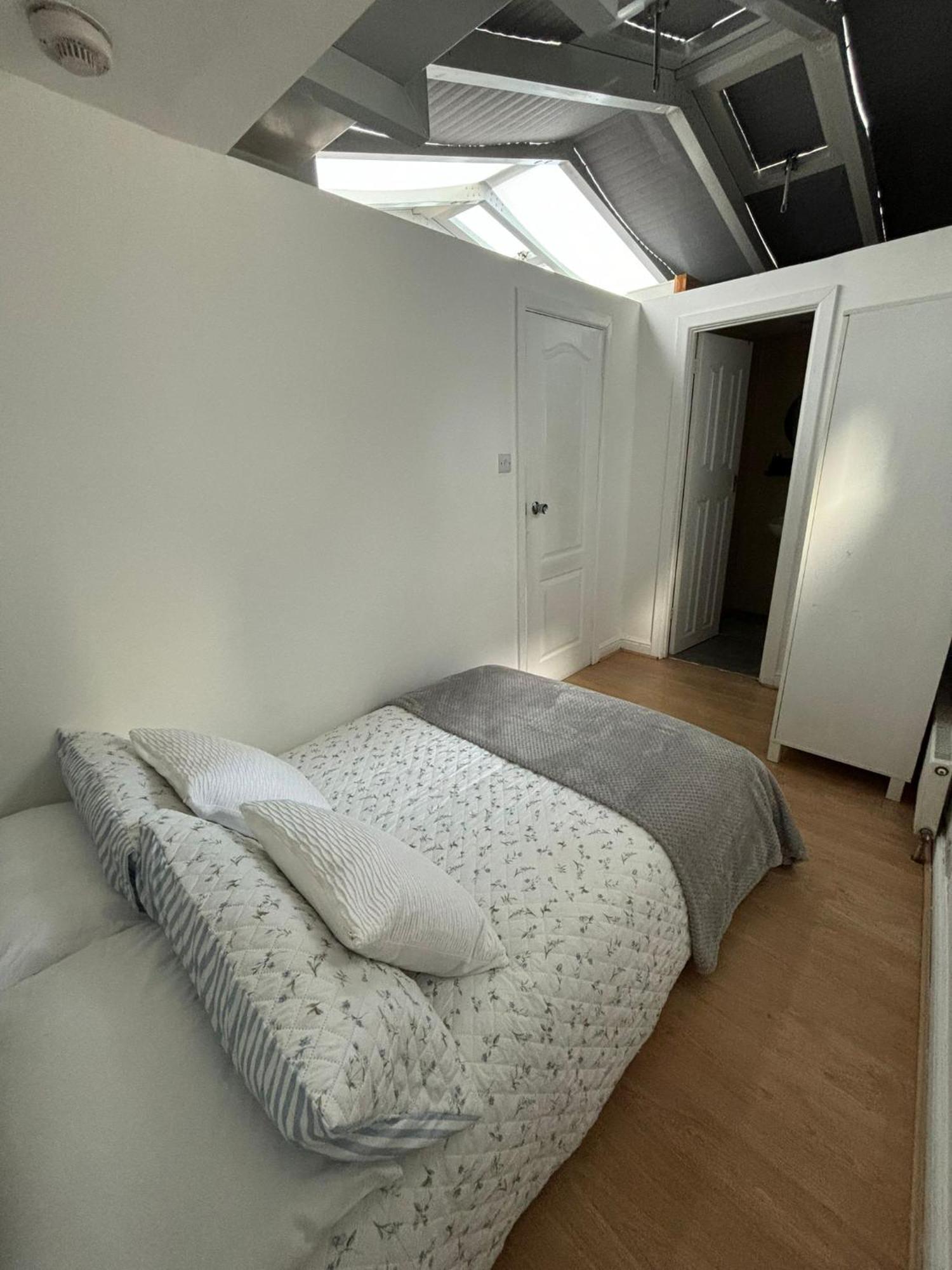 Top Floor Delightful Flat Londres Exterior foto